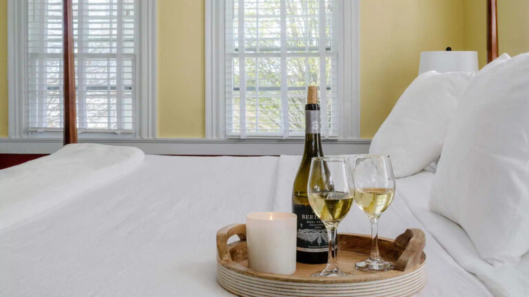 8 New England Winter Retreats for Rekindling the Romance - Visit New ...